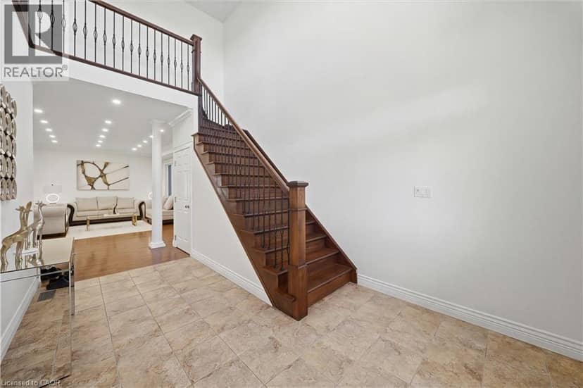 509 ST MORITZ Avenue — photo 10 of 40