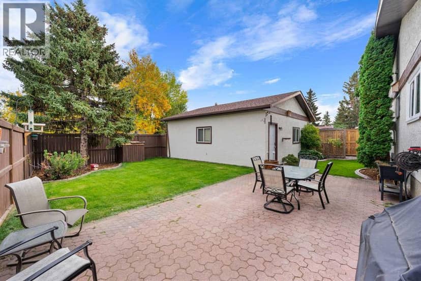479 Bracewood Crescent SW — photo 38 of 40