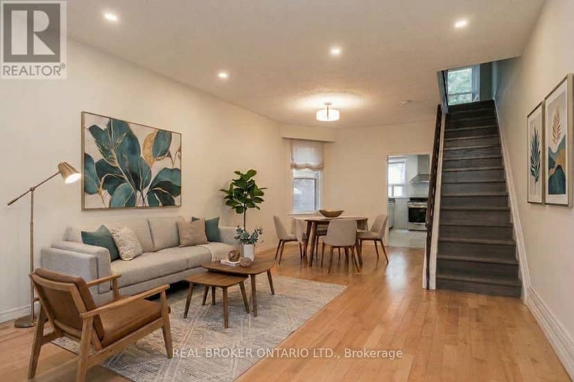 20 Golden Avenue W, Toronto, photo 2