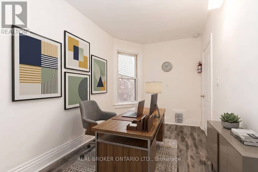 20 Golden Avenue W, Toronto, photo 5