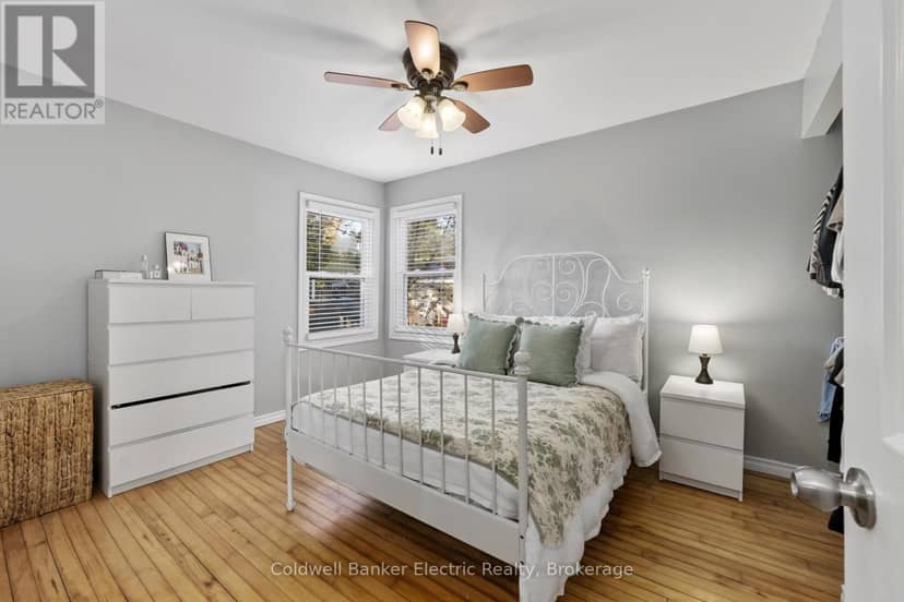 231 Woodbine Avenue — photo 18 of 24