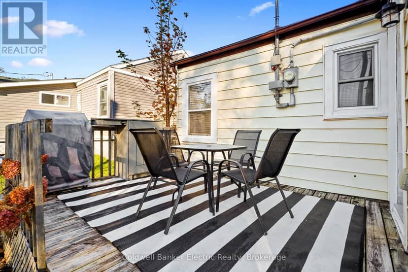 231 Woodbine Avenue — photo 22 of 24