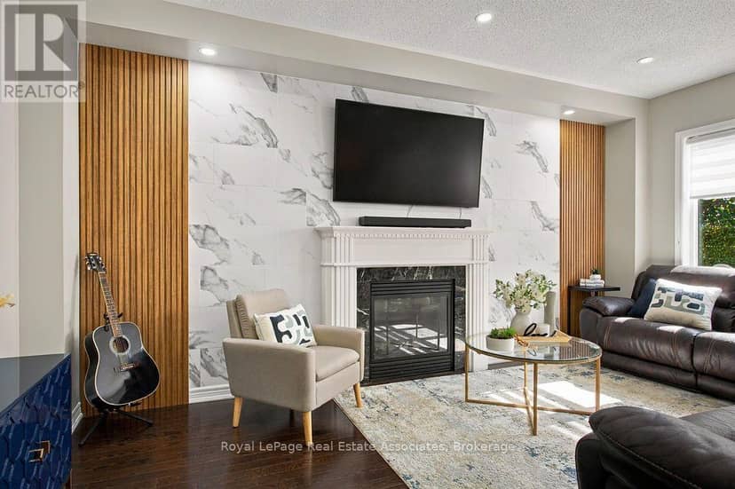 34 Humphrey Street — photo 12 of 40