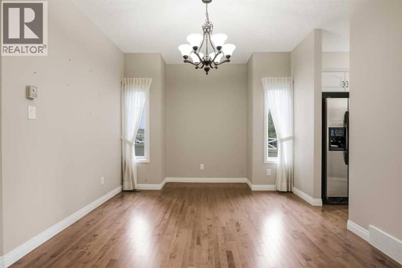 9 Bridle Estates Way SW, Calgary, photo 5