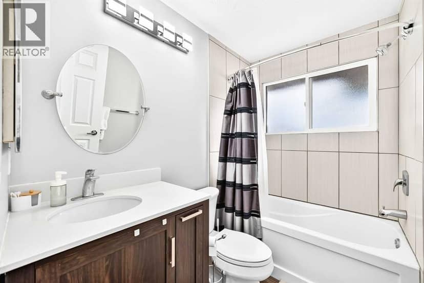 52 Cedargrove Road SW — photo 21 of 31