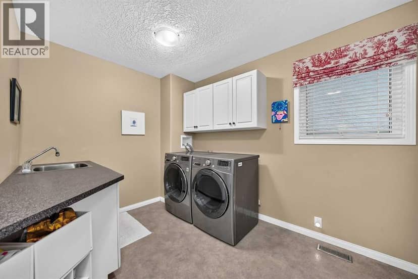 442 Sienna Heights Hill SW — photo 17 of 40