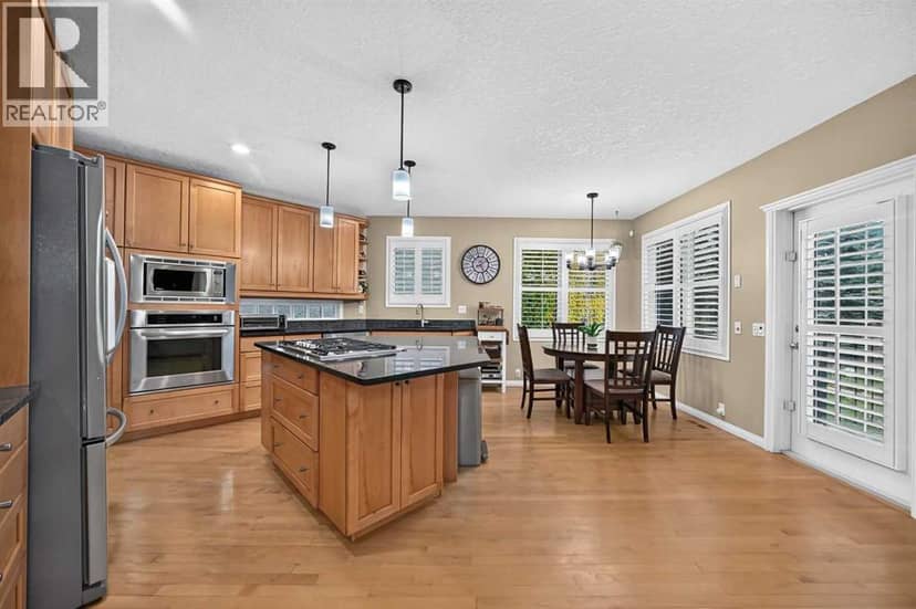 442 Sienna Heights Hill SW — photo 10 of 40