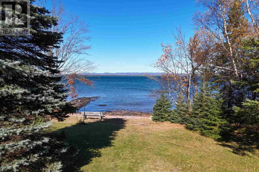 37 Albert TER, Goulais River, photo 2