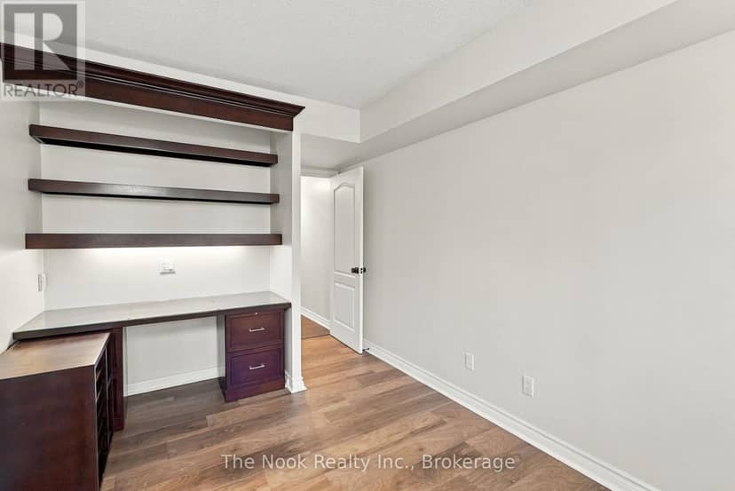 213 - 1 Ripley Avenue — photo 29 of 40