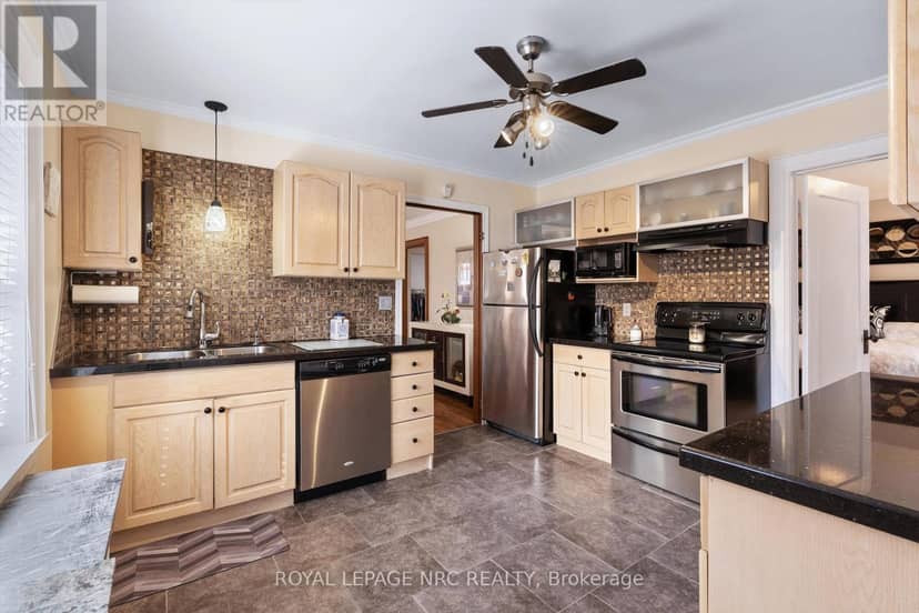 4148 Drummond Road — photo 8 of 27
