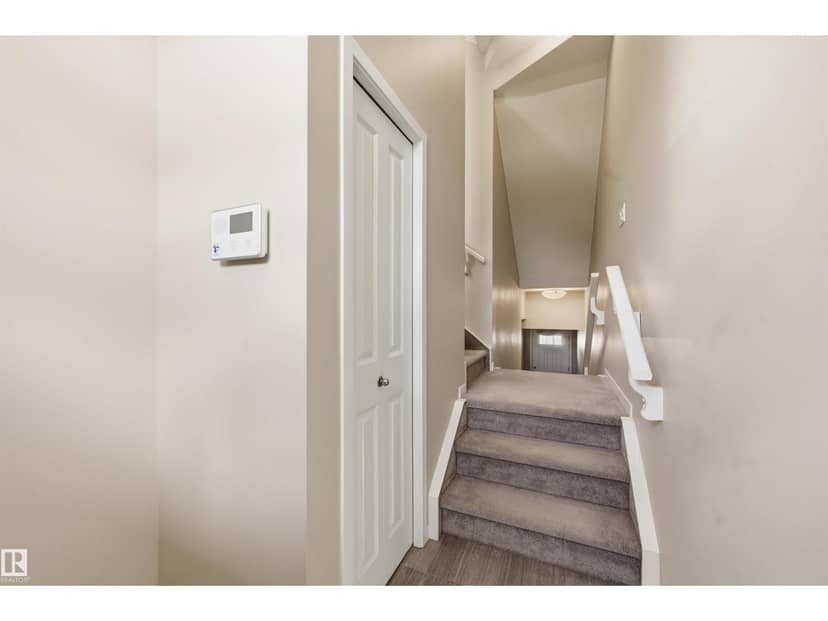 #4 320 Secord Bv NW — photo 28 of 34