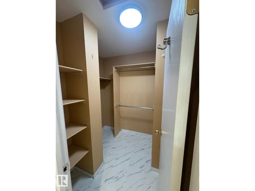4424 28A ST NW NW — photo 30 of 40