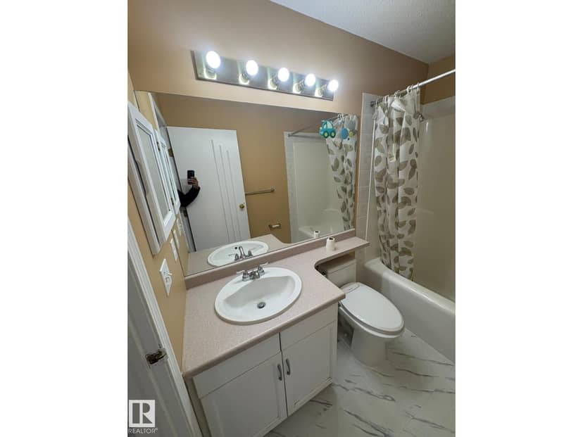 4424 28A ST NW NW — photo 13 of 40
