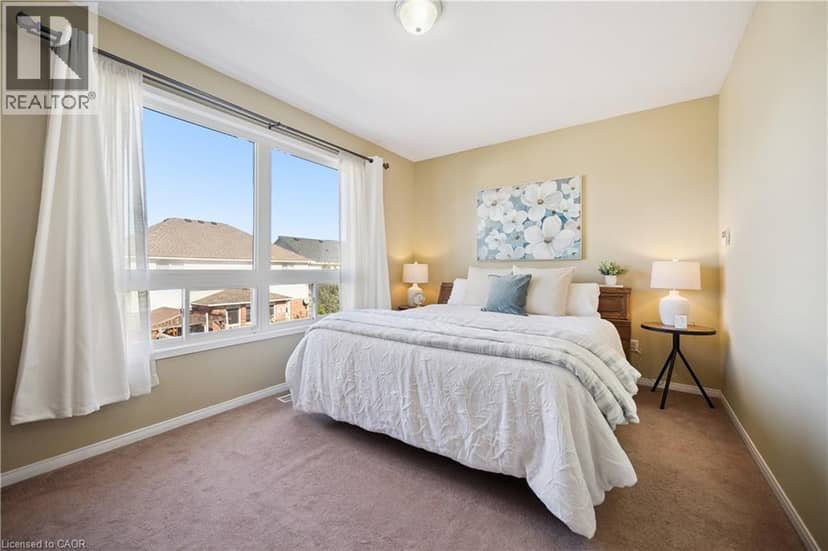 27 TRILLER Avenue — photo 20 of 40