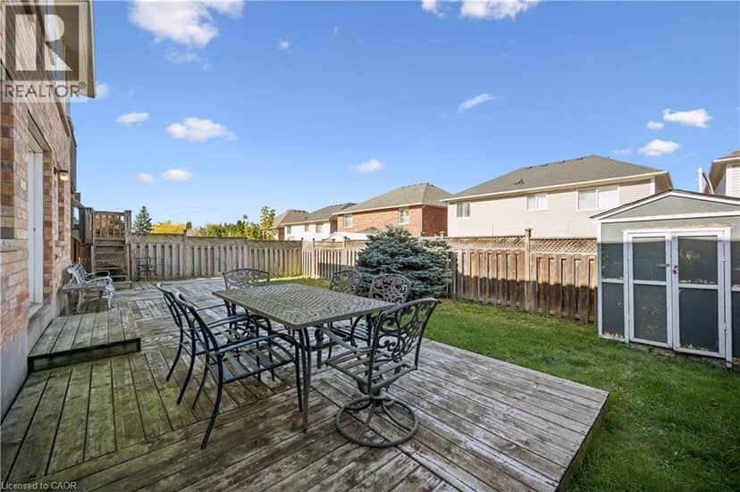 27 TRILLER Avenue — photo 35 of 40