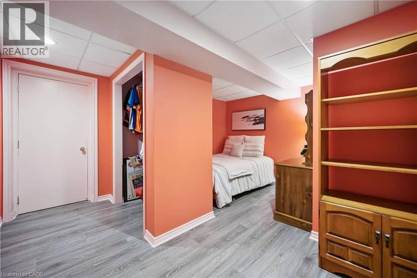 27 TRILLER Avenue — photo 29 of 40