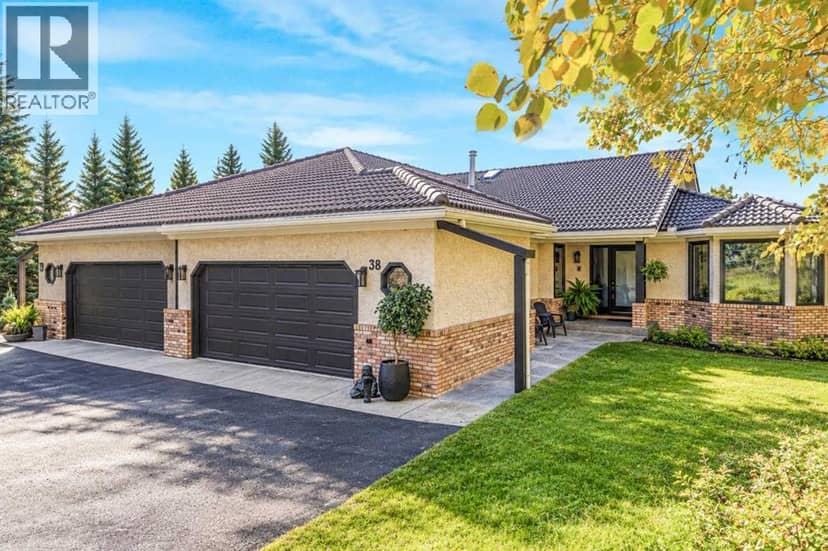 38 Sunrise Way, Priddis Greens, photo 5
