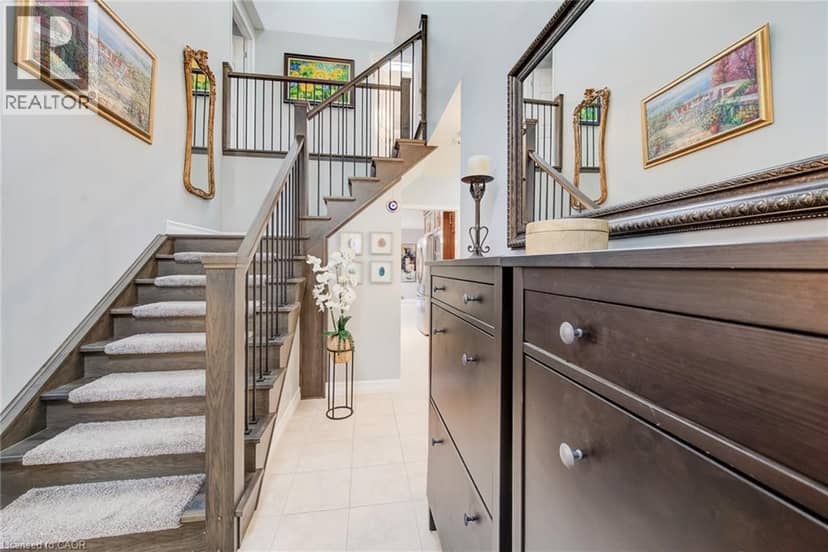 28 BRIDLEWOOD Drive, Guelph, photo 5