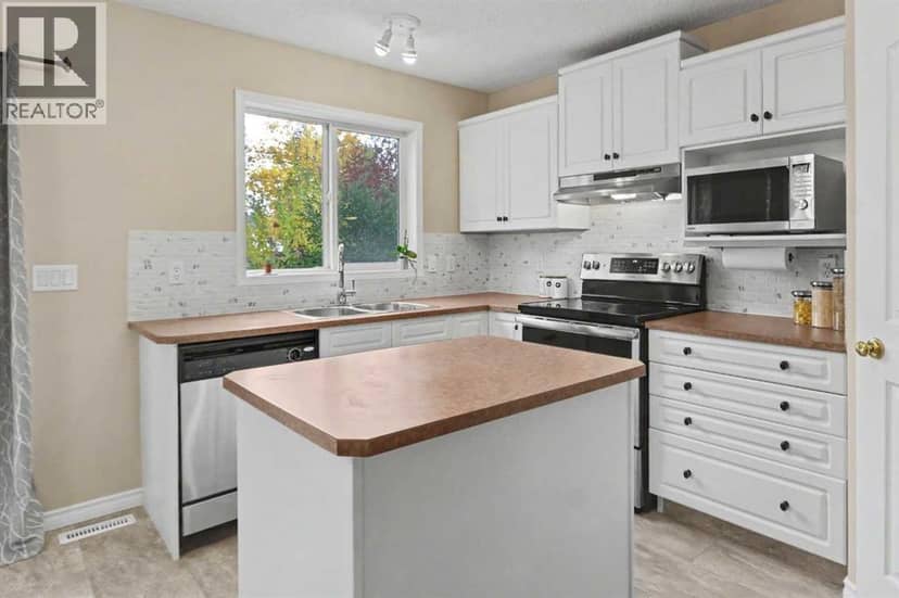 436 Rocky Ridge Bay NW, Calgary, photo 8