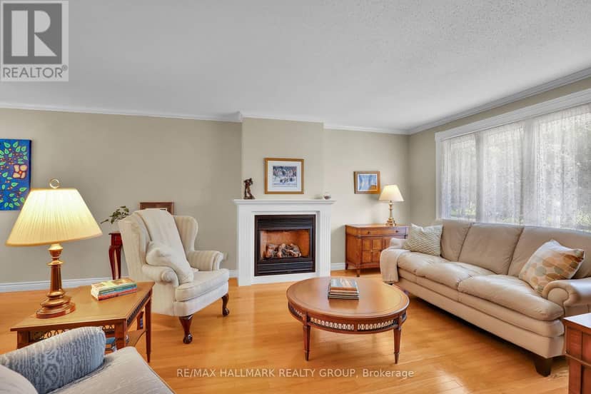 3242 Albion Road S — photo 11 of 38