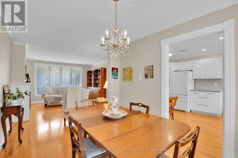 3242 Albion Road S — photo 16 of 38