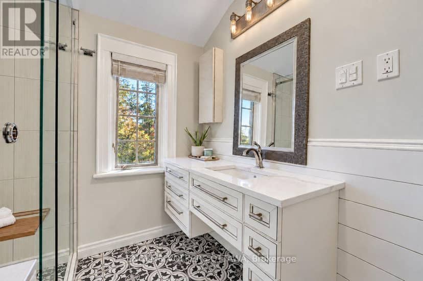 150 Byron Avenue — photo 28 of 40