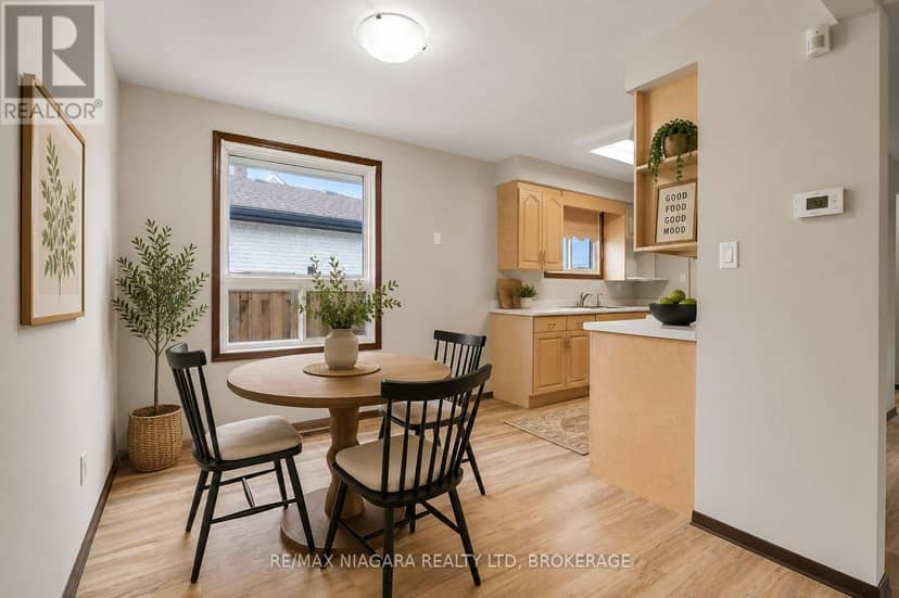 476 Scott Street — photo 11 of 35