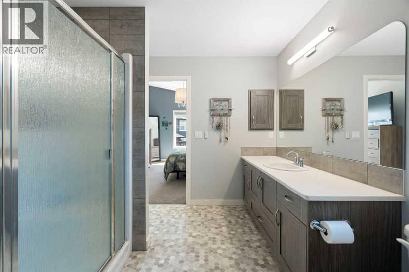 642 Kingsmere Way SE — photo 16 of 27