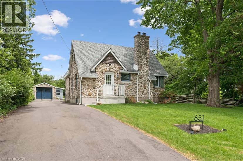 651 DUNDAS Street S, Cambridge, photo 2