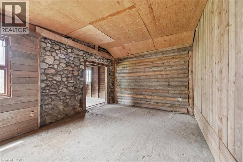 651 DUNDAS Street S — photo 28 of 30