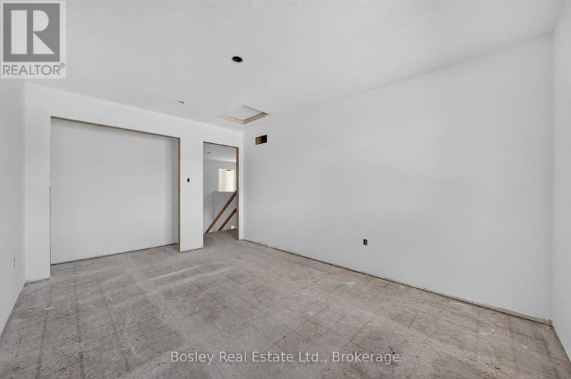 78 Imrie Road — photo 18 of 25
