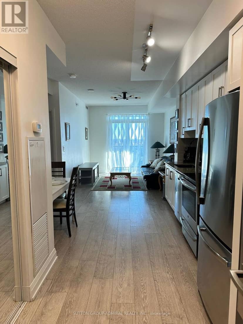 1728 - 7161 Yonge Street — photo 12 of 35