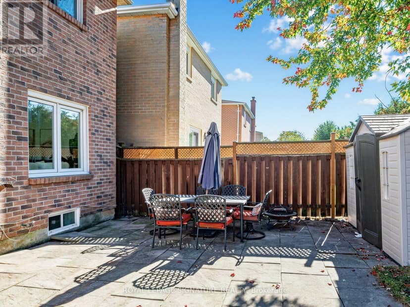 12 Strathmore Drive — photo 36 of 38