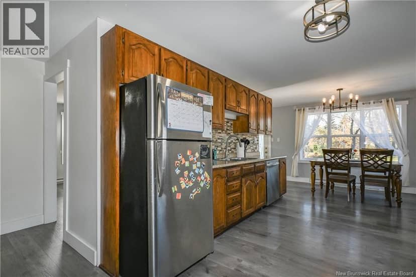 4248 Principale Street — photo 11 of 37