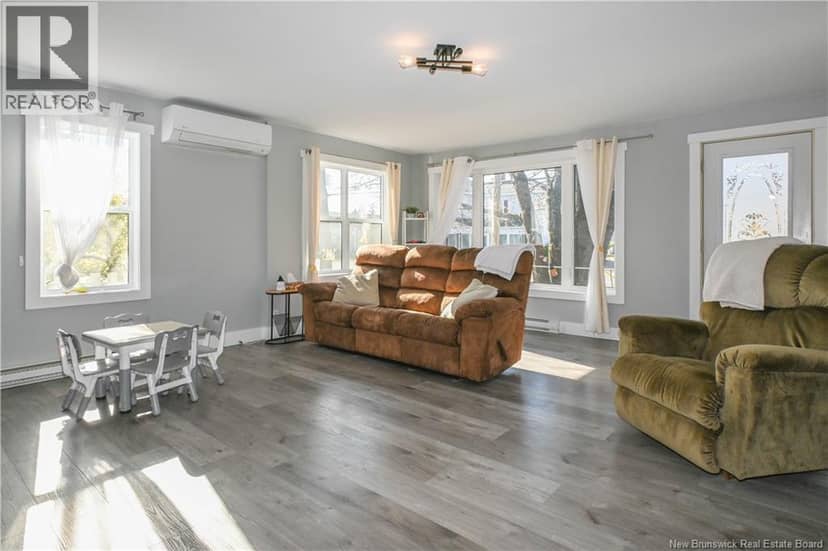 4248 Principale Street — photo 18 of 37
