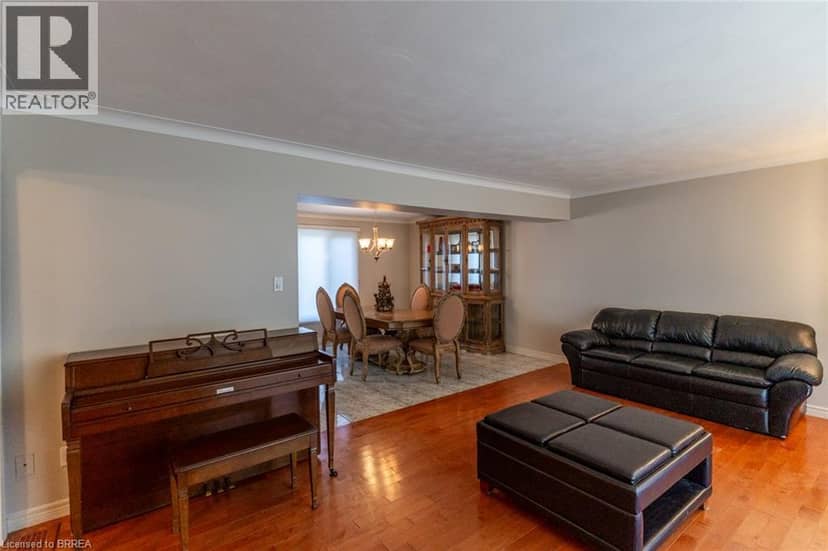 30 WOODWAY Trail, Brantford, photo 8