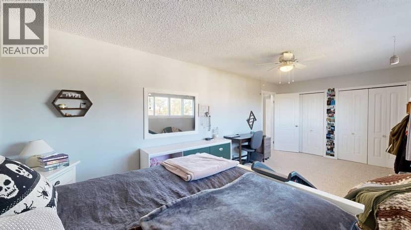 4125 61 Street — photo 21 of 40
