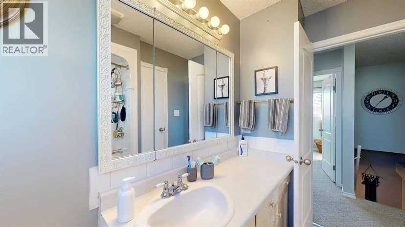 4125 61 Street — photo 26 of 40