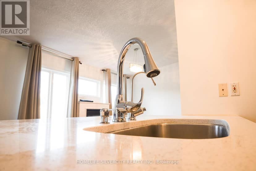 685 North Leaksdale Circle — photo 7 of 30