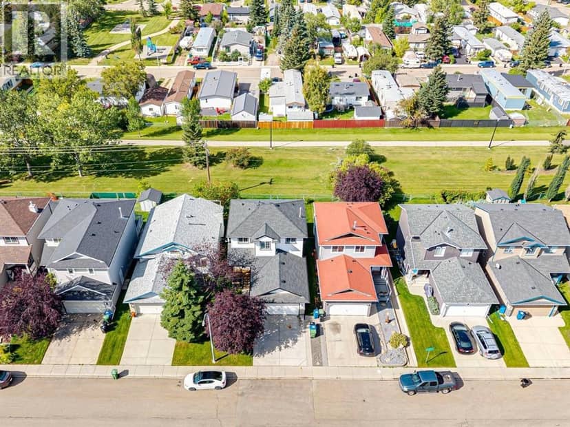 202 Springs Place SE, Airdrie, photo 2
