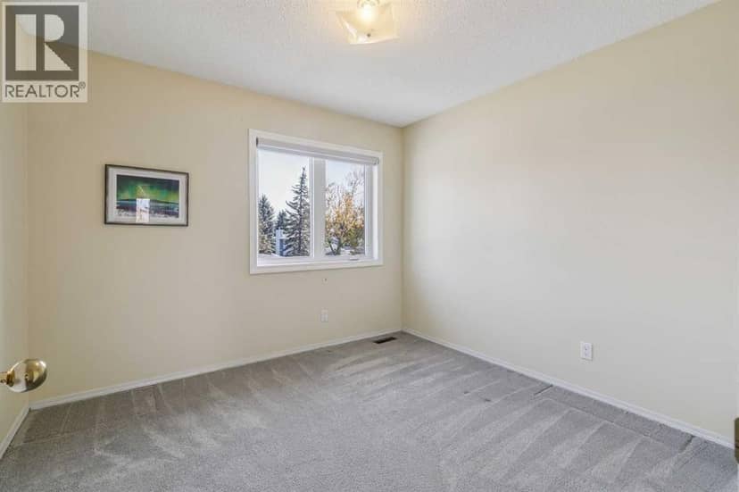 912 Woodbine Boulevard SW — photo 23 of 34
