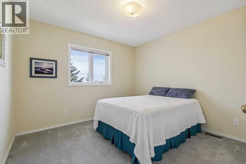912 Woodbine Boulevard SW — photo 22 of 34
