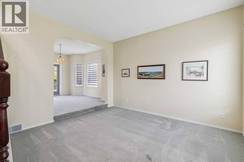 912 Woodbine Boulevard SW, Calgary, photo 4