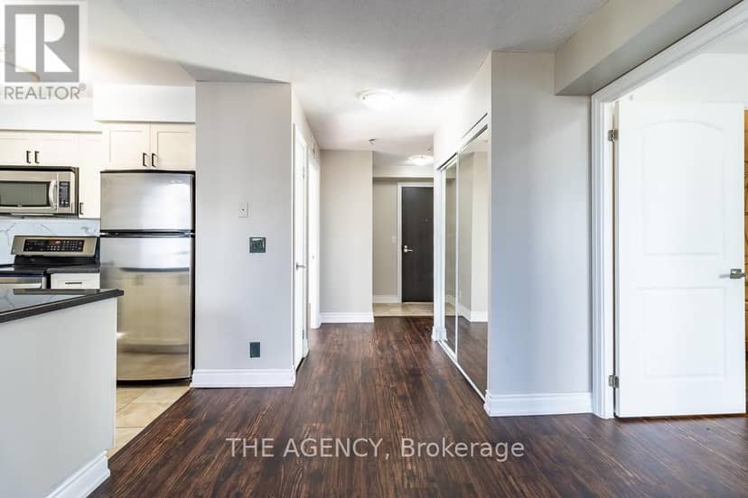 1004 - 1070 Sheppard Avenue — photo 18 of 37