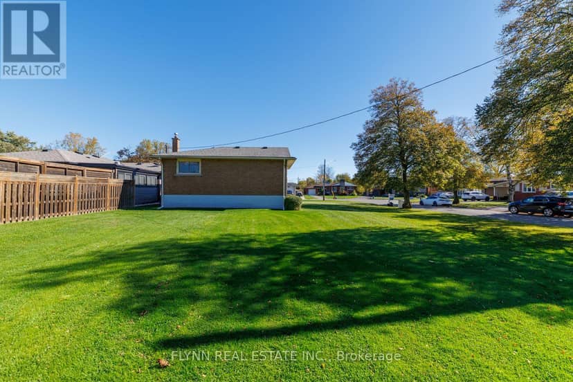 8968 Banting Avenue — photo 30 of 38