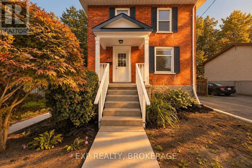 47 Henry Street — photo 2 of 40