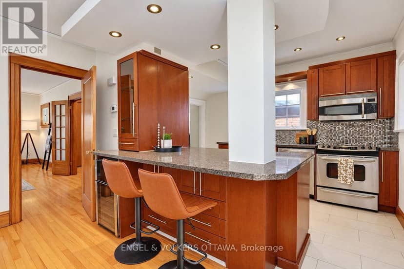 150 Byron Avenue — photo 15 of 40