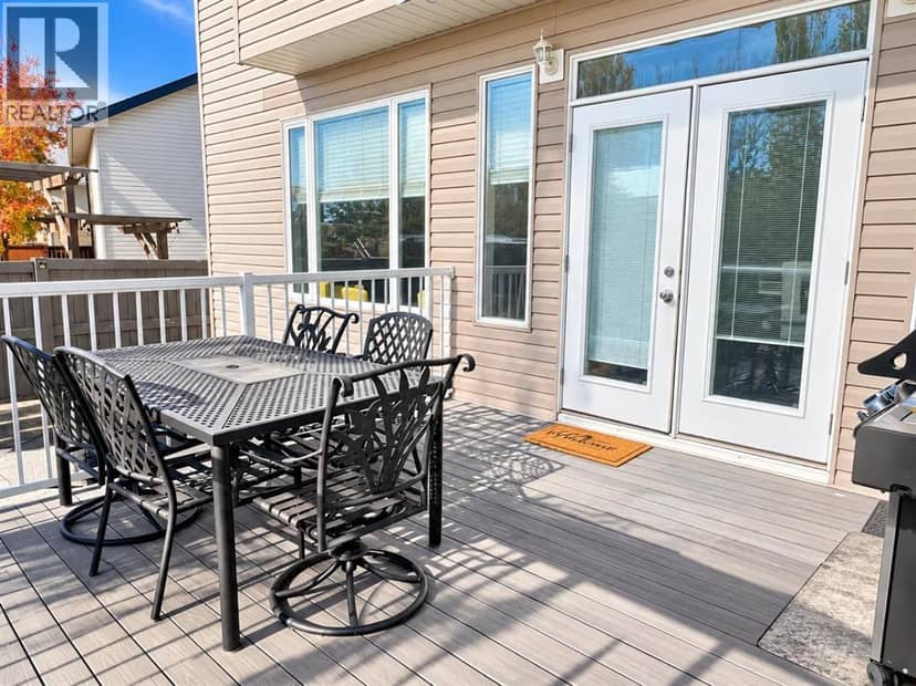14 Thyrza Burkitt Place — photo 39 of 40