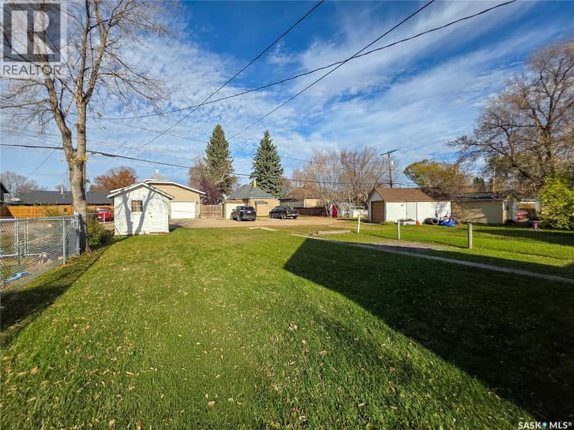 142 5th AVENUE W, Melville, photo 4