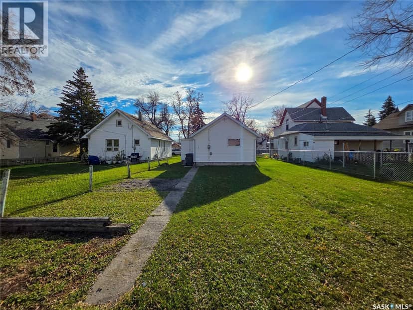142 5th AVENUE W, Melville, photo 6